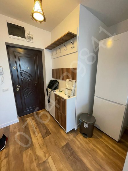 Colentina, vis a vis de Rose Garden,